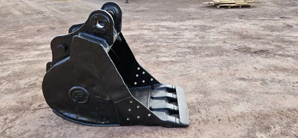 30" EXCAVATOR BUCKET