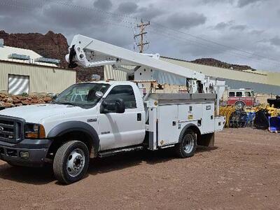 2006 Ford F550 Bucket Truck