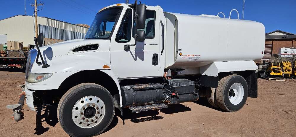 2006 International Water Truck