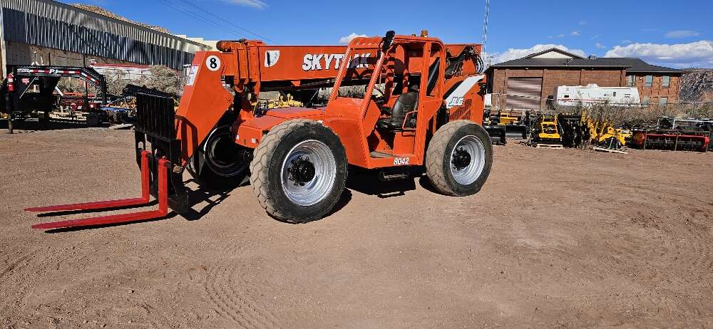 2014 Sky Track 8042 Telehandler