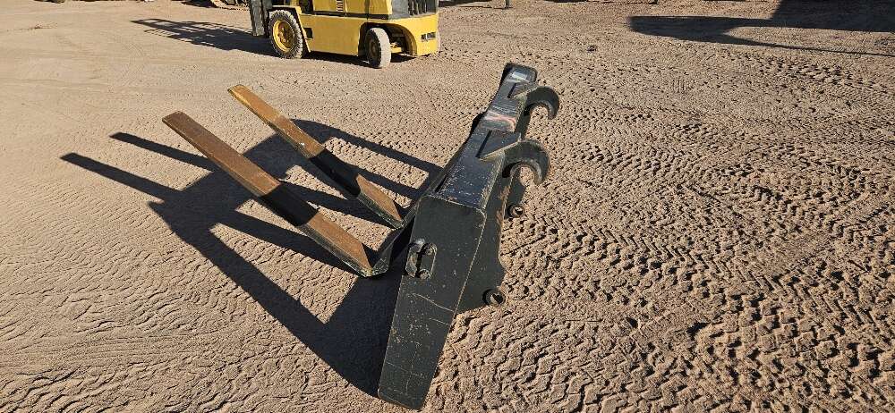 48in Cat Loader Forks