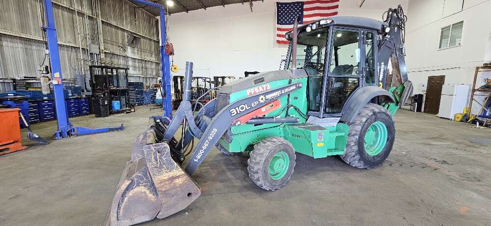 2019 John Deere Backhoe