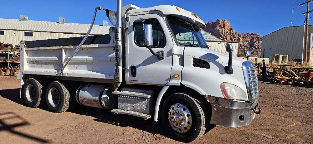 2011 Freightliner Dump Truck