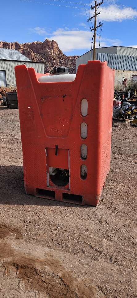 330 Gallon Water Tank