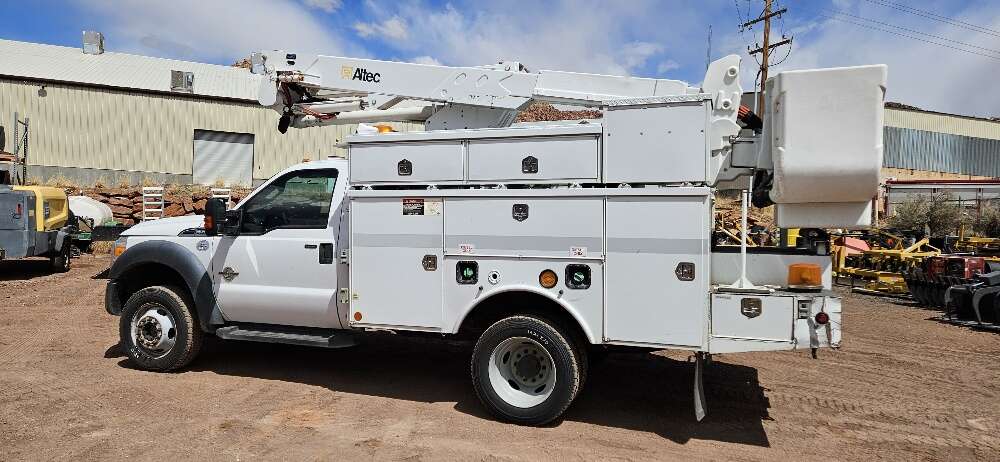 2016 Ford Bucket Truck