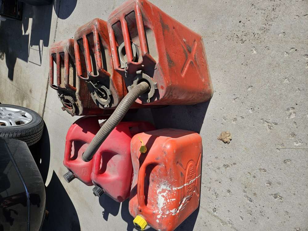 Gas cans