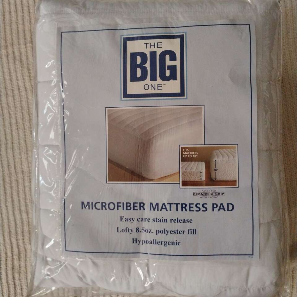 New Cal King Mattress Pad