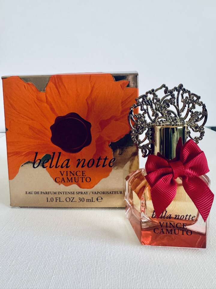 VINCE CAMUTO Bella Notte Eau De Parfum