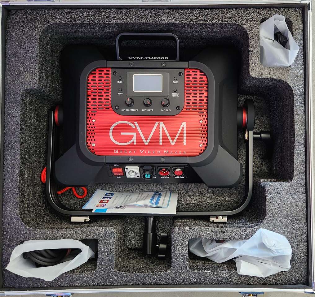 GVM YU200R Led Video Lights Panel Rgb And Bi-Color Studio Light for film and photography