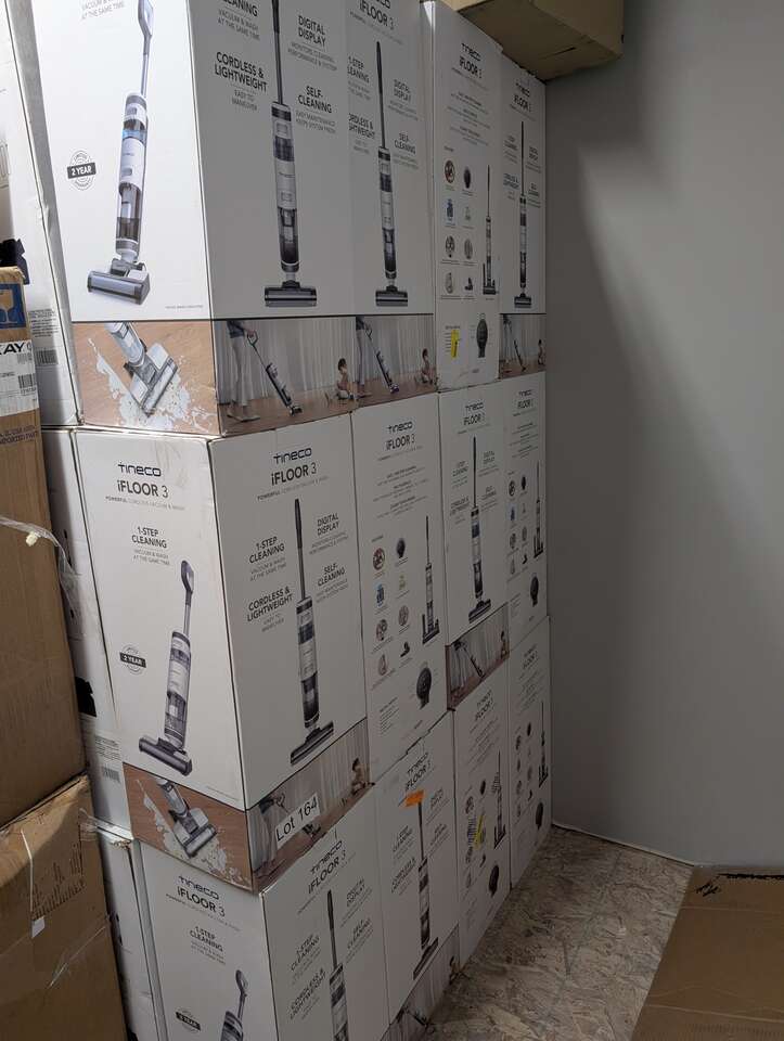 Price reduced - Resell Lot of Tineco ifloor 3 Floor Mop Vacuums 36 total