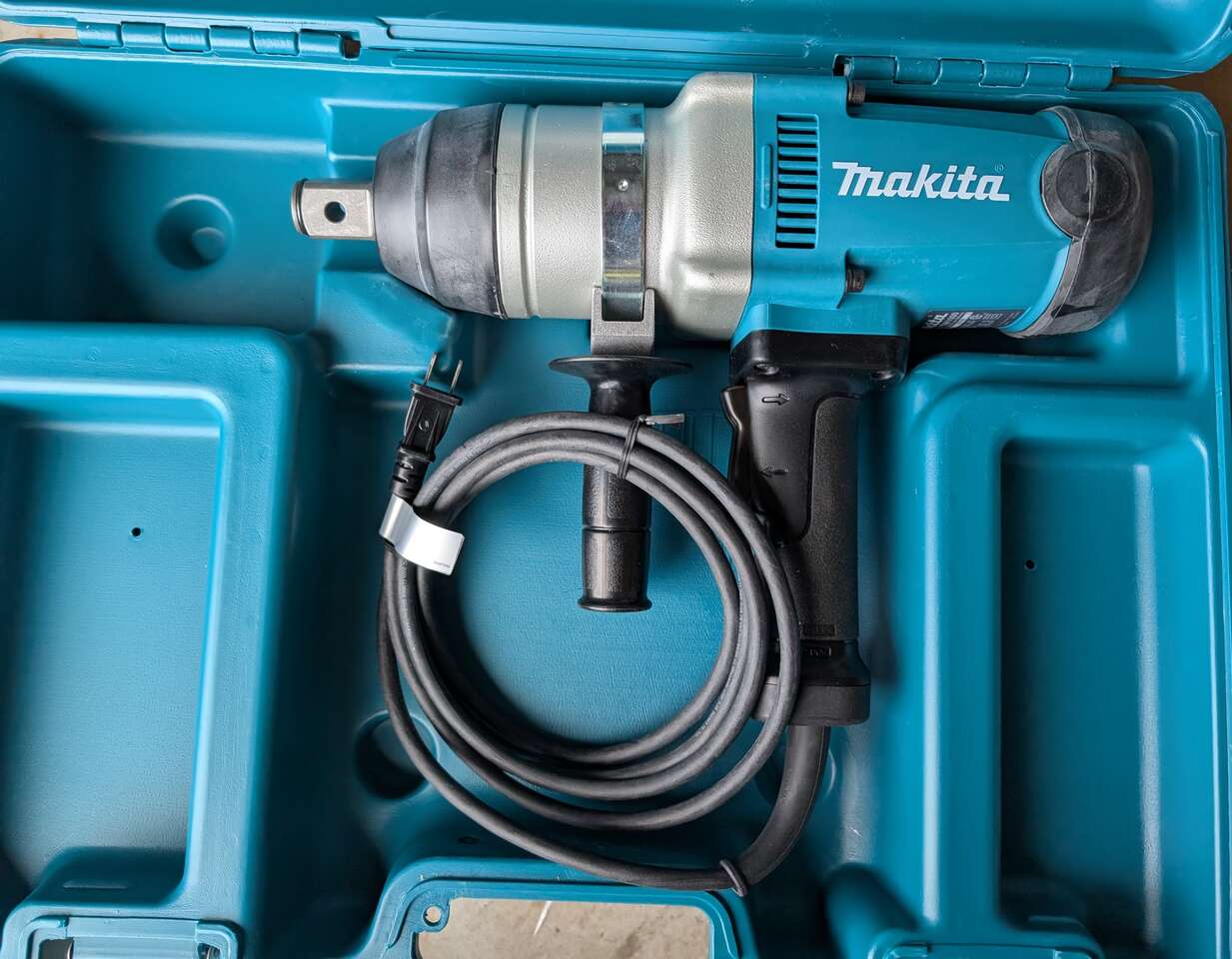 Makita TW1000 1" Impact Wrench w/ Friction Ring Anvil , Blue