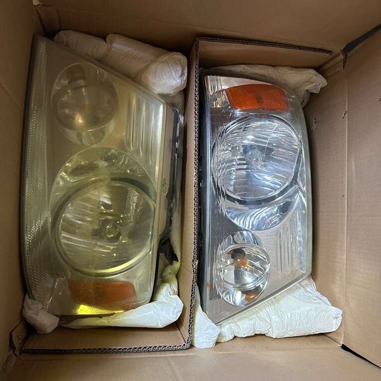 2004-2008 Ford F-150 OEM Headlights