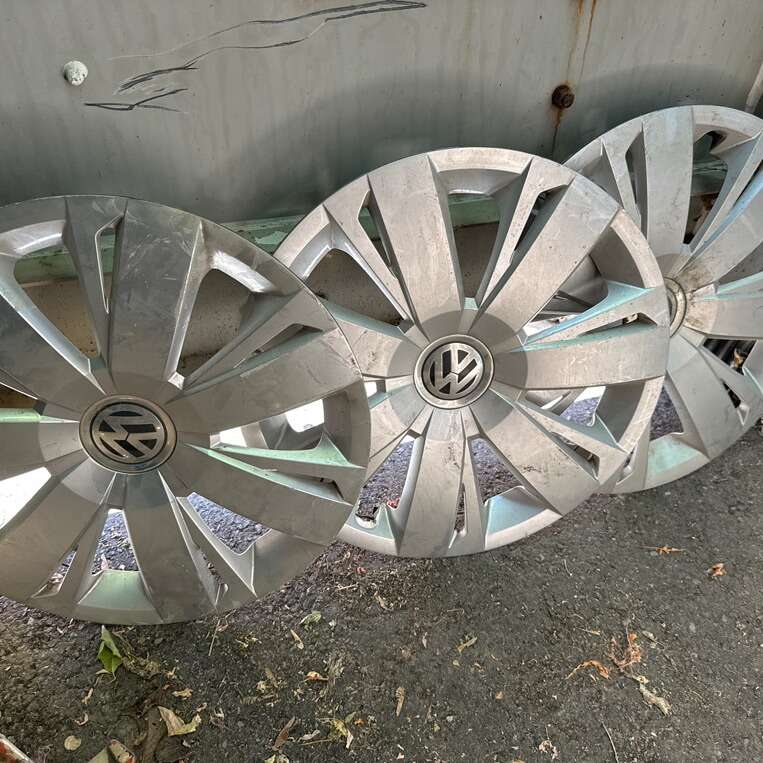 (3) Volkswagen OEM 15” Hub Caps