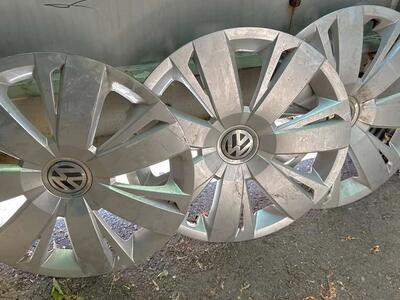 (3) Volkswagen OEM 15” Hub Caps