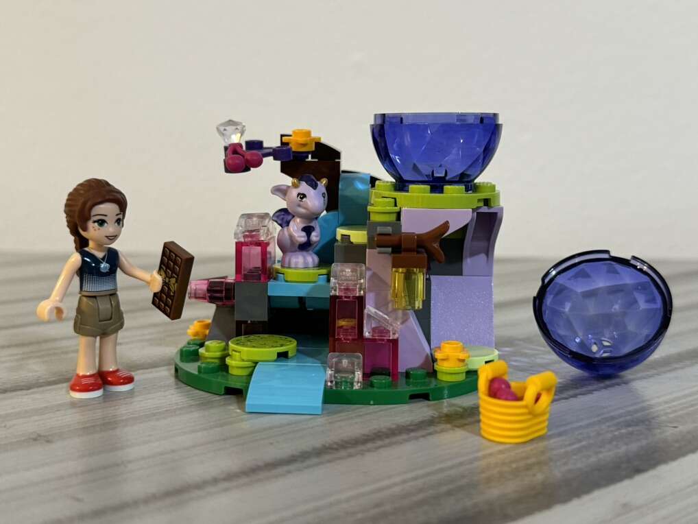 LEGO ELVES - Emily Jones and the Baby Wind
