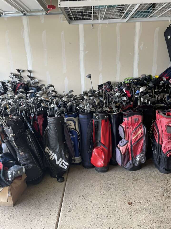 Men’s Golf Clubs And Bags