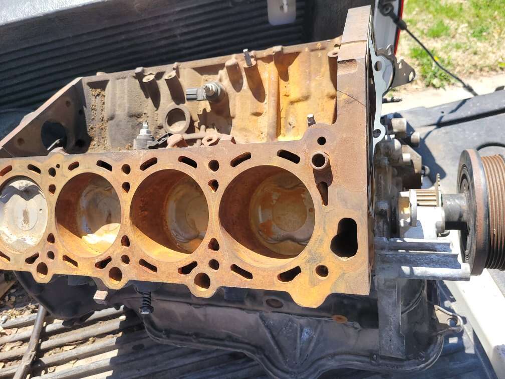 2006 Toyota 4.7 engine