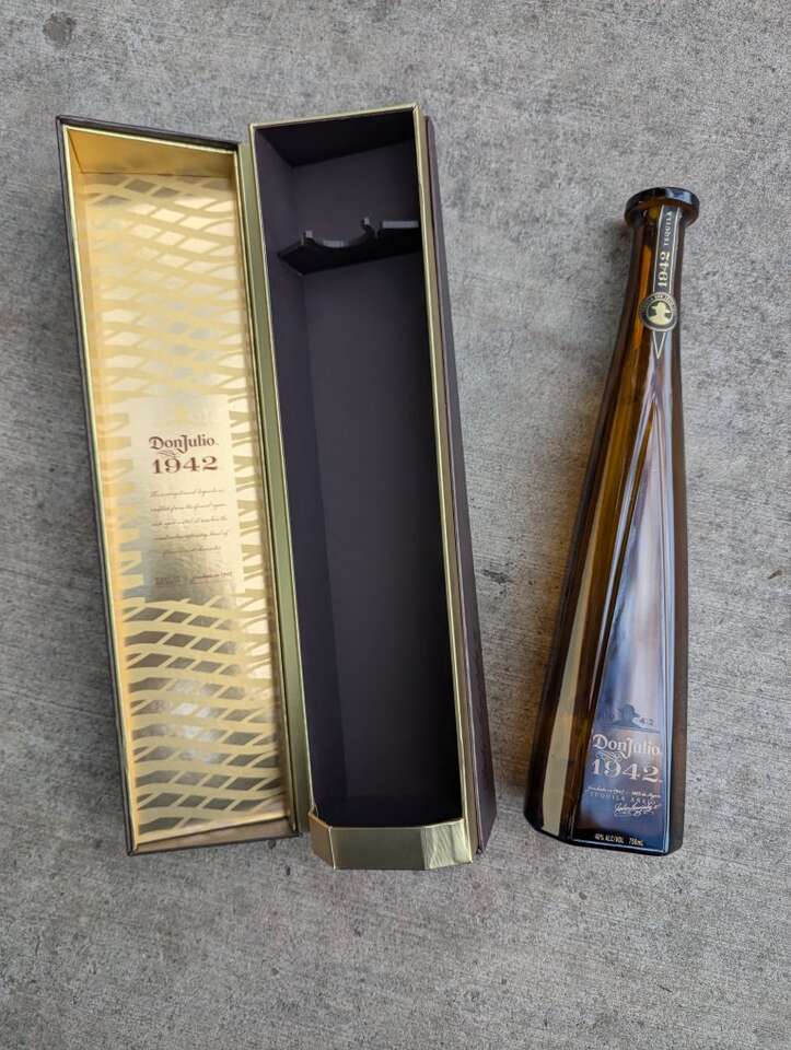Don Julio 1942 - EMPTY Bottle and Box