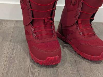 Burton Ritual Women's, size 8