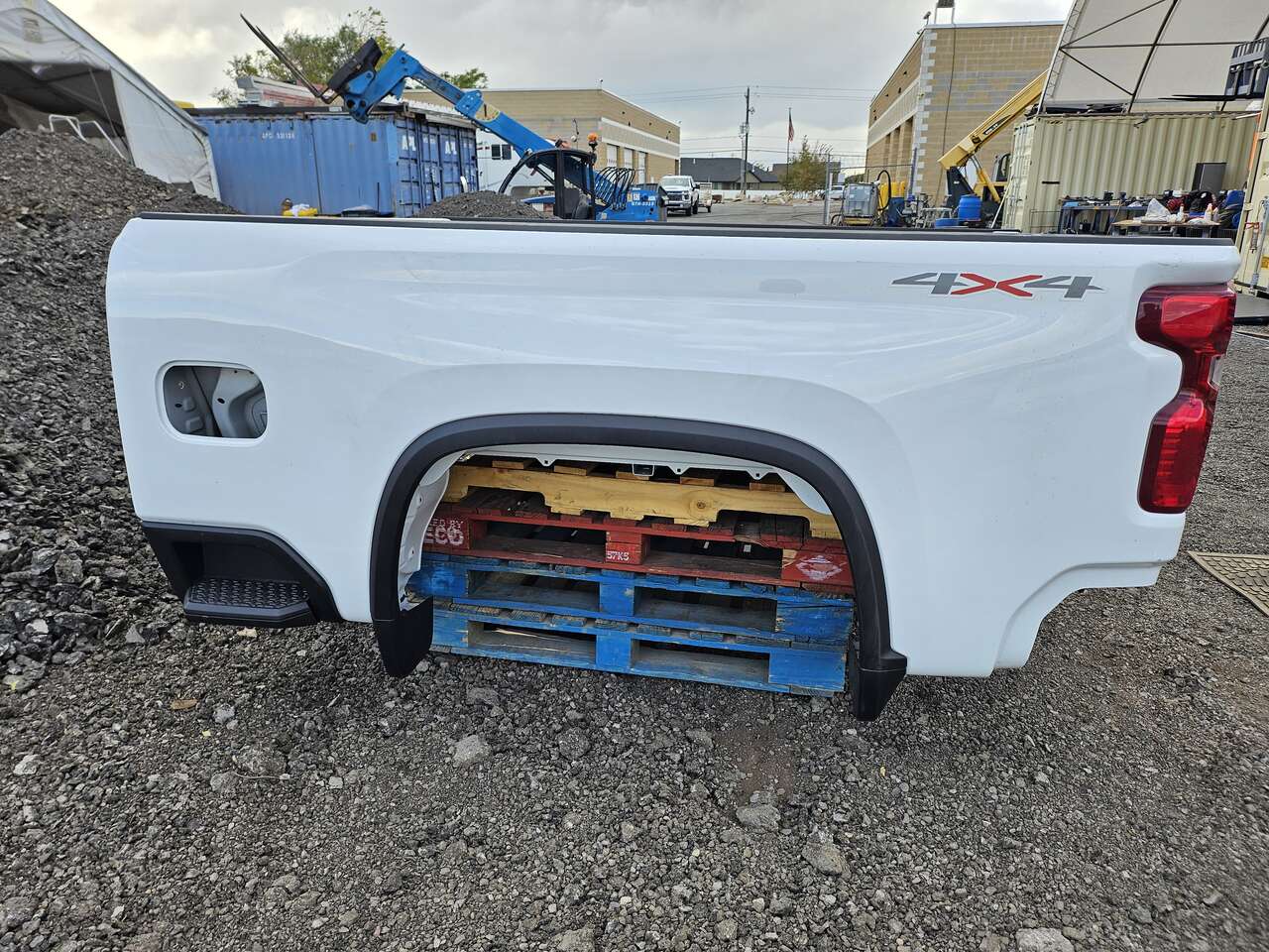 Chevy Silverado Standard Bed (2024)