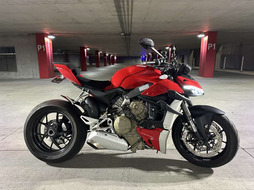 2021 Ducati Streetfighter V4
