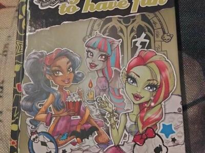 Monster High: Ghoulfriends Just Want to Have Fun