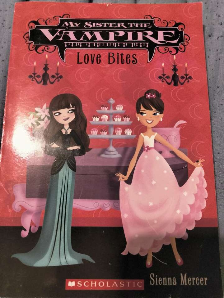 My Sister the Vampire: Love Bites