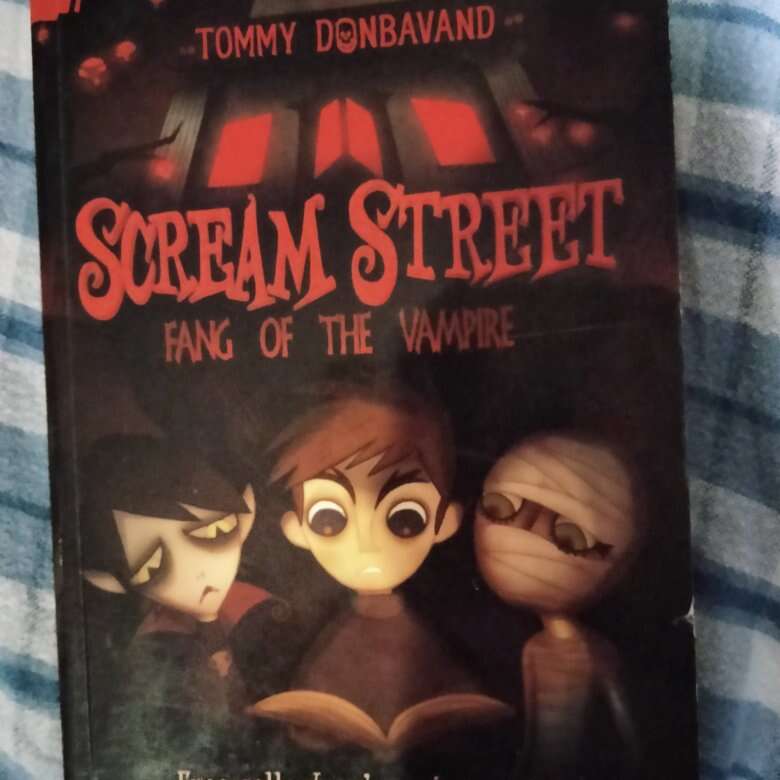 Scream street: fang of the vampire