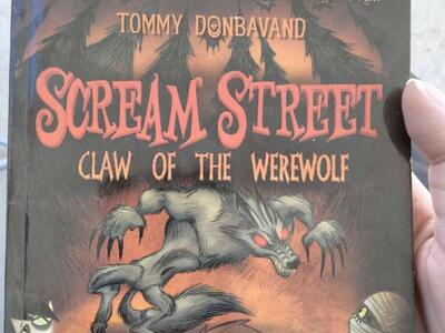 Scream Street: Claw of the Werewolf