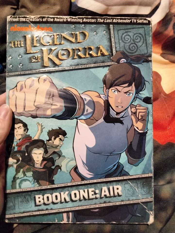 The Legend of Korra: Book One: Air
