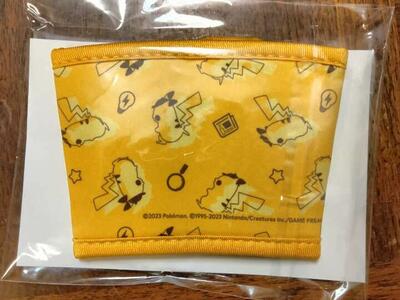 detective Pikachu cup cozy