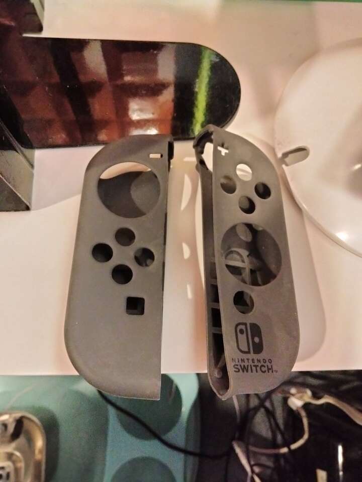 Nintendo Switch Grey Joycon Cover skin