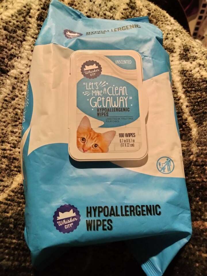 Hypoallergenic unscented Cat Wipes