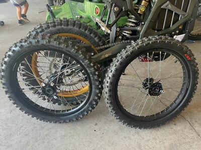 Ultra Bee Stock Wheels/tires