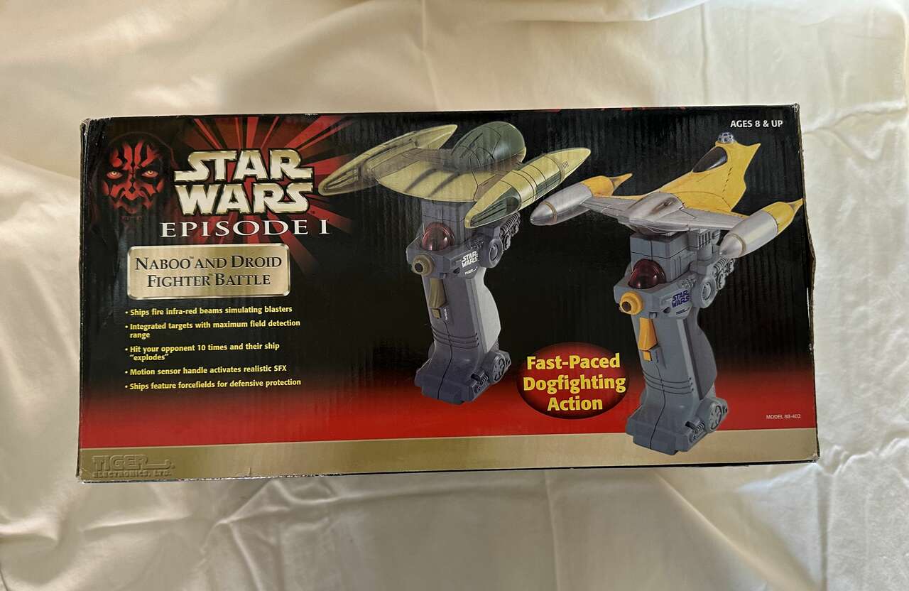 Star Wars Episode I 1999 Nabo and Droid Ships Hand Held Fighter Battle Game.
