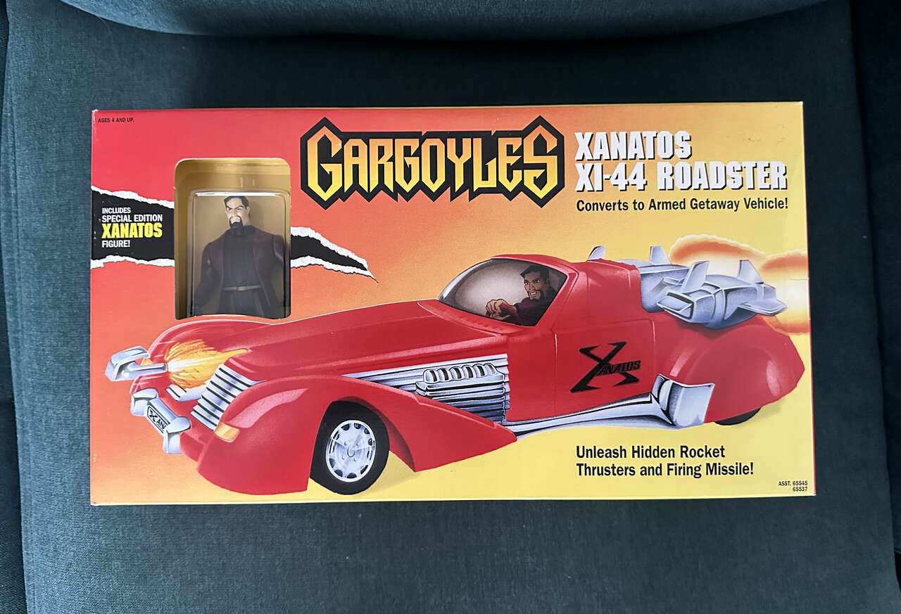 Gargoyles Xanatos XI-44 Roadster with Special 1995 Edition Xantos Figure Boxed Set.
