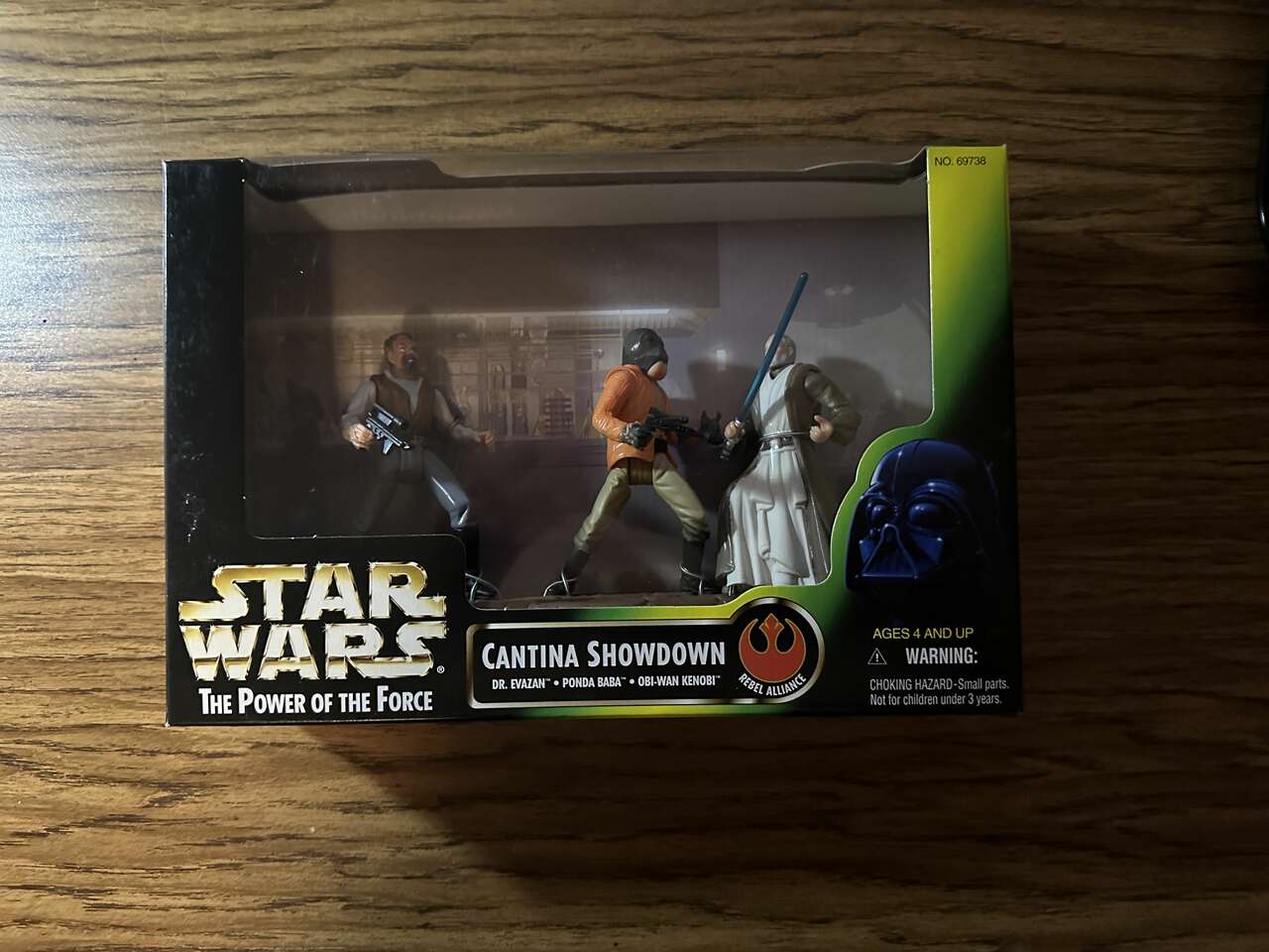 Cantina Showdown 1997 Star Wars Three Figure Display Set.