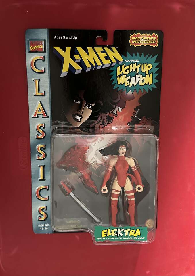 X-Men 1996 Elektra with light up Ninja Blade, Marvel Comics Classics Action Figure.