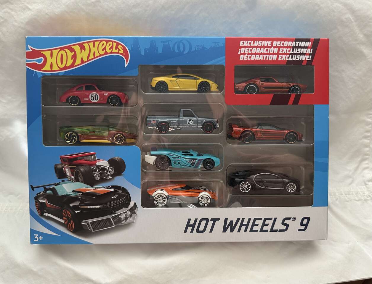 Hot Wheels 2019 Nine Car Set, Includes Exclusive Decoration and Black Bugatti Chiron.