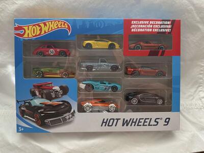 Hot Wheels 2019 Nine Car Set, Includes Exclusive Decoration and Black Bugatti Chiron.