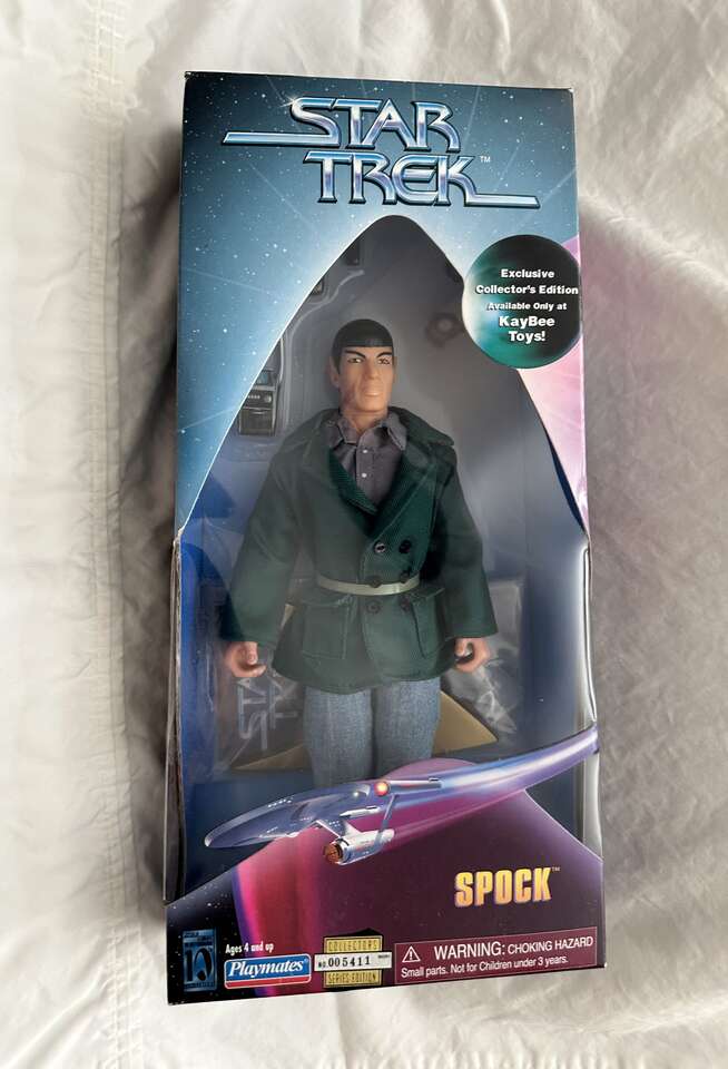 Star Trek 1997 Spock 9 Inch Action Figure KayBee Toys Exclusive.