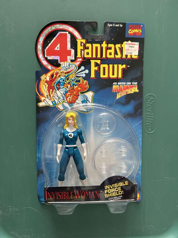 Fantastic Four 1994 Invisible Woman Action Figure.