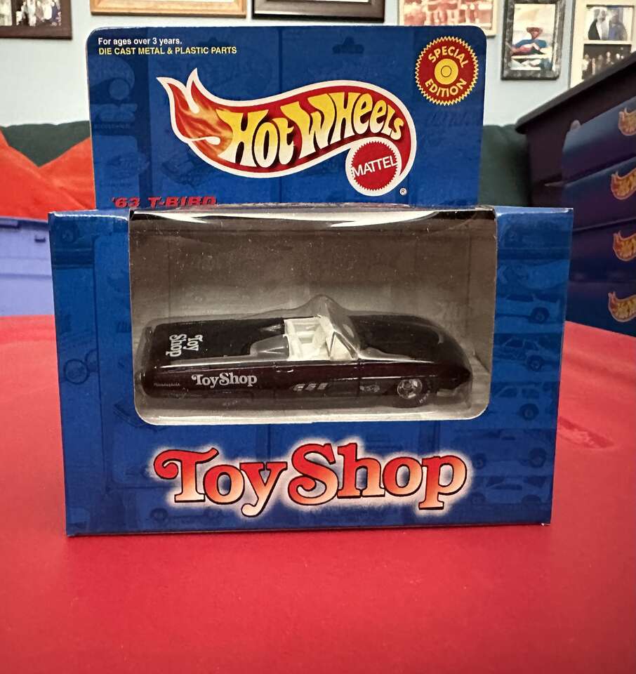 Hot Wheels 1999 Toy Shop Special Edition '63 T-Bird Boxed Die Cast Car.