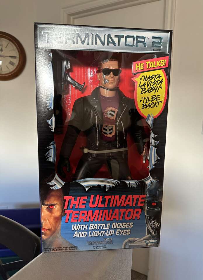 Terminator 2 The Thirteen Inch Ultimate Terminator 1991 Action Figure.