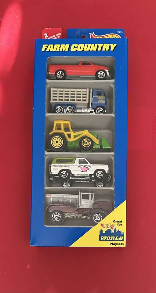 Hot Wheels 1996 Farm Country Five Car Set, #17455.