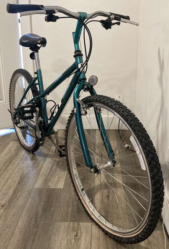 GT Outpost trail mountain bike 26” wheels | Mountain Bikes | KSL