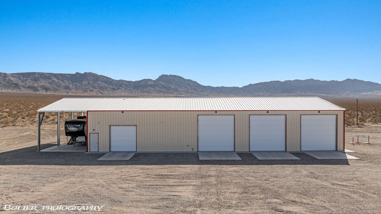 Commercial Shop & Land for Sale, 3990 Scenic Blvd, Scenic AZ 86432. 1.06 Acres 4500 Sq Ft