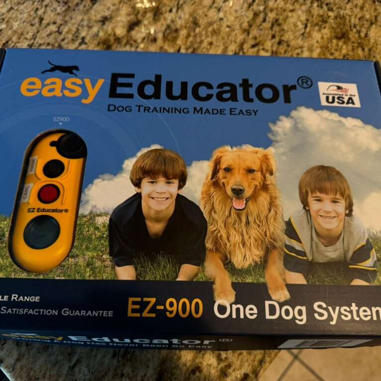 E-collar: Easy Educator EZ-900 1 Remote, 2 Collars