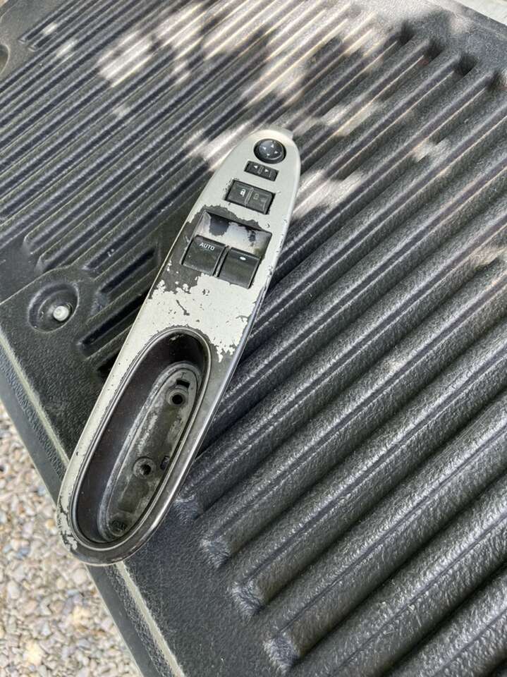 Drivers Side Door Switch