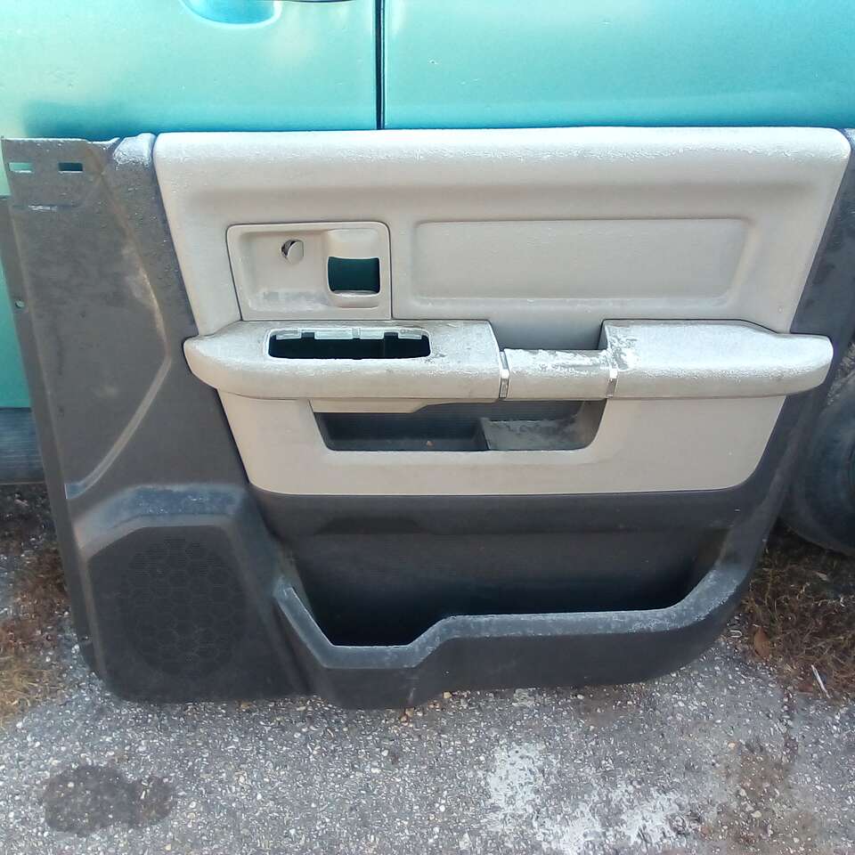 2011 2012 2013 Dodge ram 1500 crew cab front passenger side door panel.